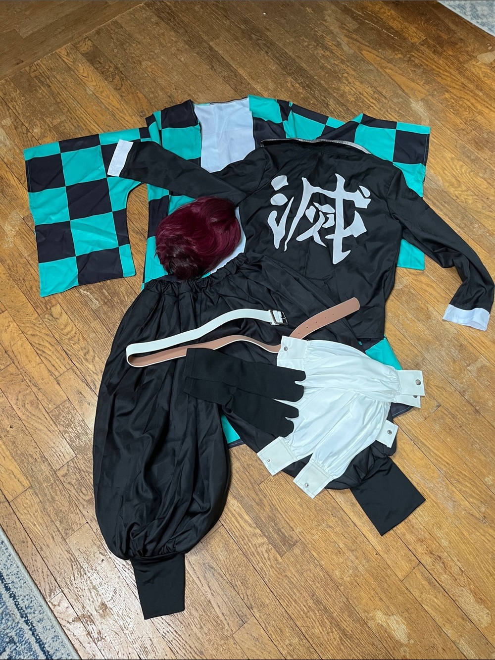 Demon Slayer - Tanjiro Cosplay Costume Set Adult Small/Kids XLarge